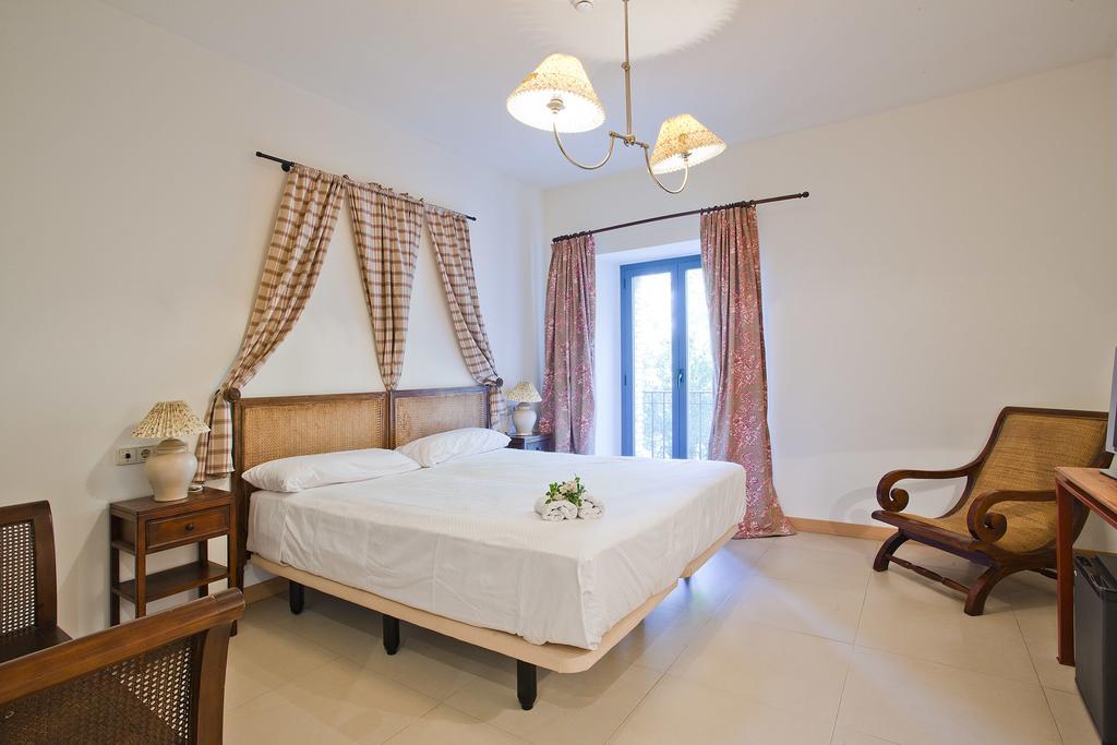 Hotel Villa Marcilla Esterno foto