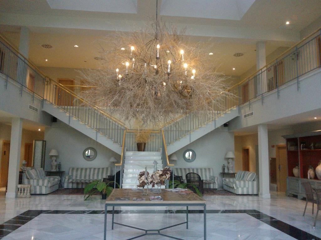Hotel Villa Marcilla Esterno foto