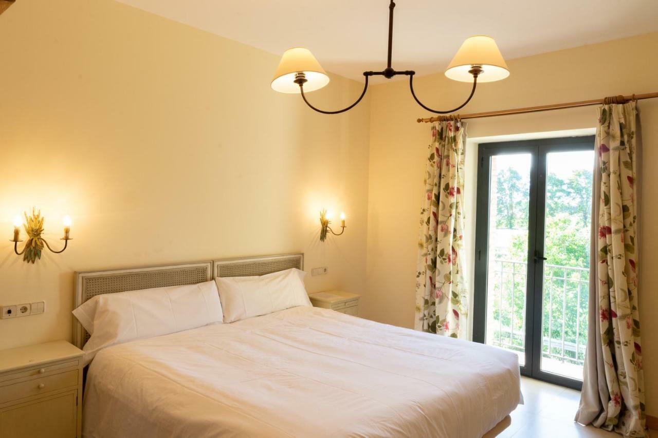 Hotel Villa Marcilla Esterno foto