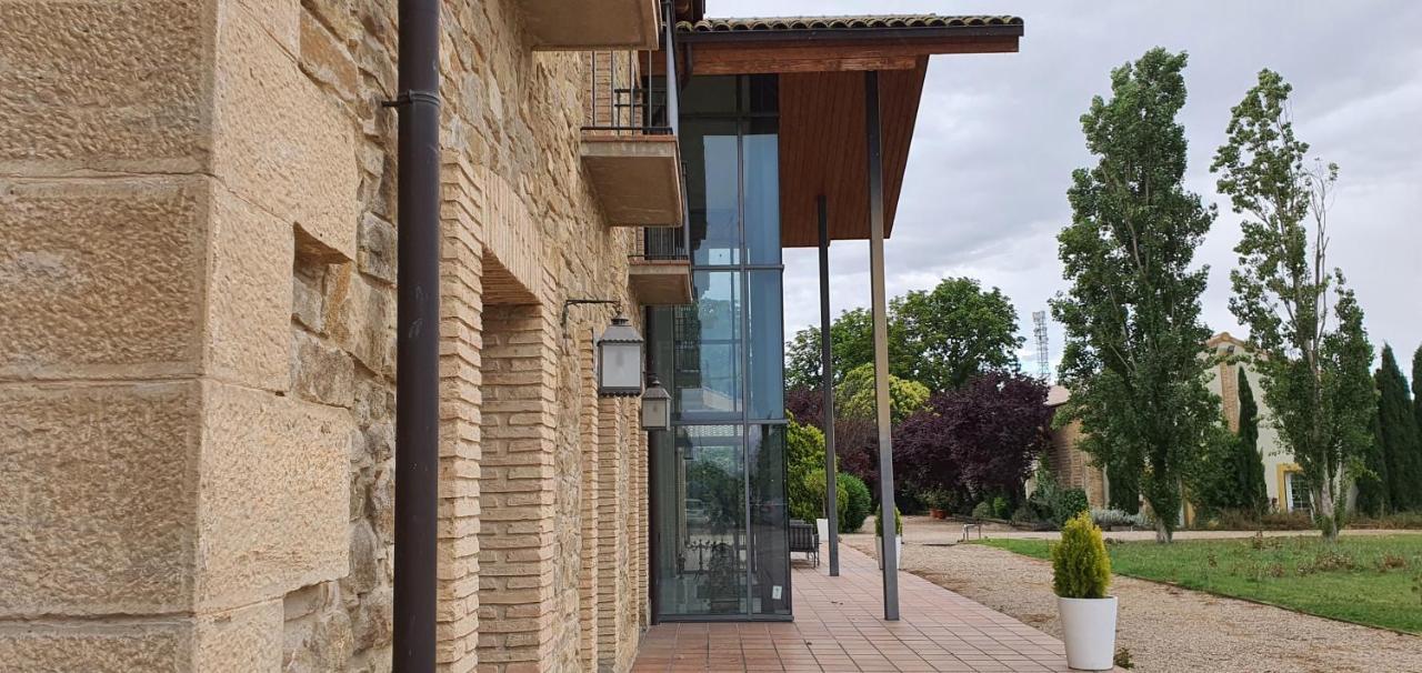 Hotel Villa Marcilla Esterno foto